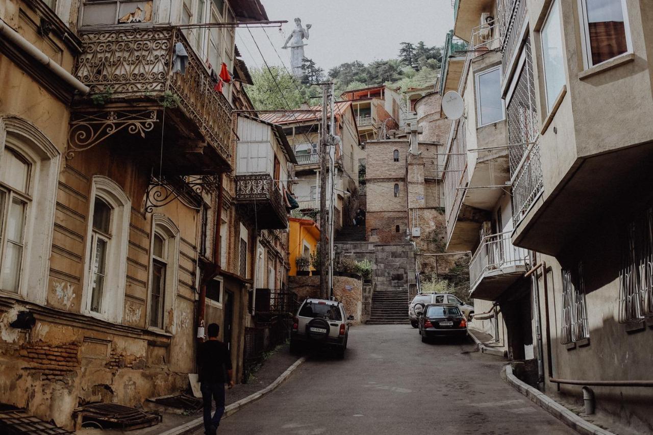 19 * Tbilisi